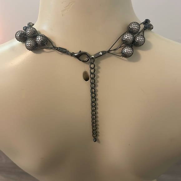Grey Mesh Wrapped Pearl Layered Necklace - Picture 3 of 3